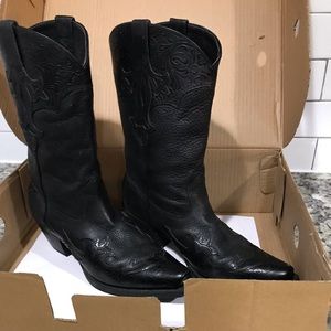 Women’s Ariat Cowgirl Boots